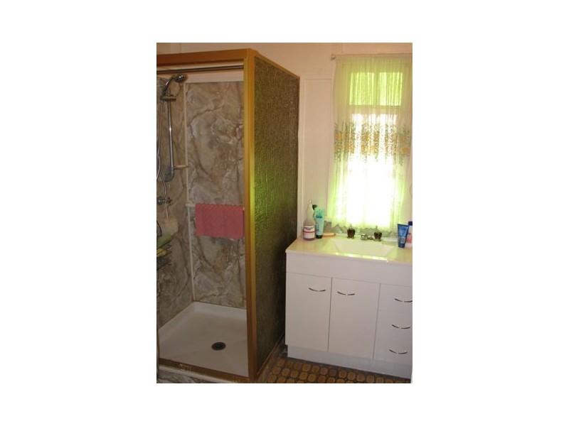 132 Nobbs Street, Berserker QLD 4701