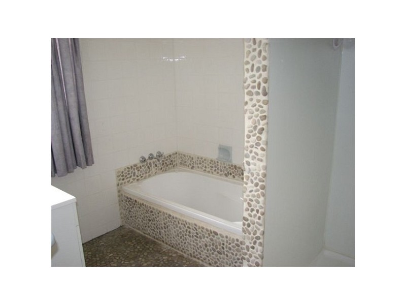 44 Stack Street, Koongal QLD 4701