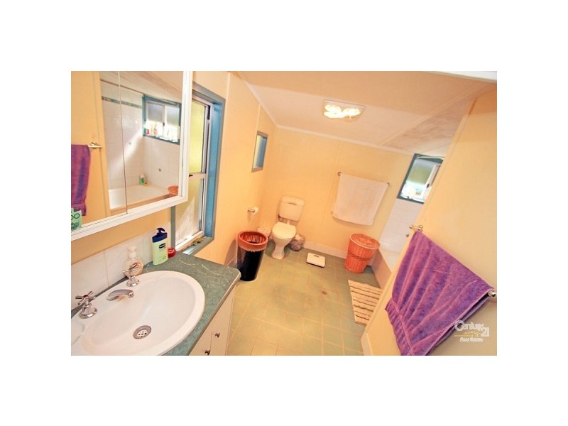 7 Raymond Terrace, Yeppoon QLD 4703