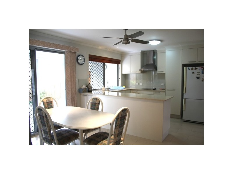 3 / 75 Edington Street, Berserker QLD 4701