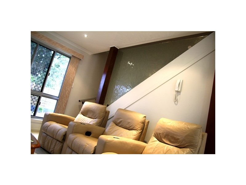 3 / 75 Edington Street, Berserker QLD 4701