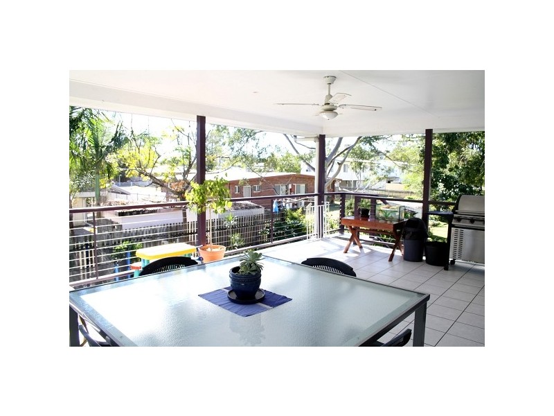 5 Buntain Street, Kawana QLD 4701