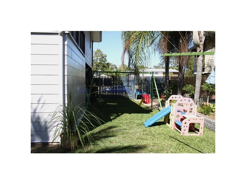 5 Buntain Street, Kawana QLD 4701