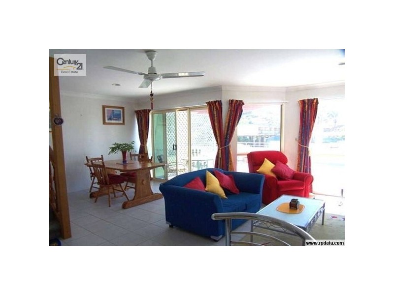 1 – 4 Barry Street, Yeppoon QLD 4703