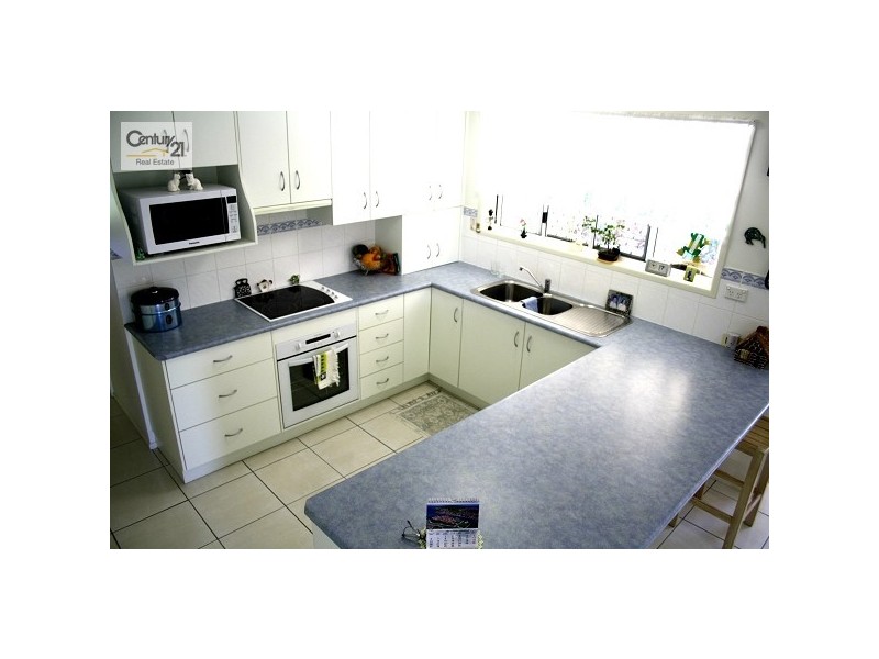 267 Ford Street, Berserker QLD 4701