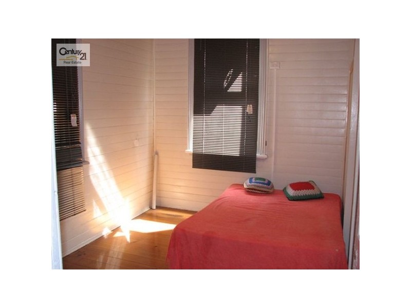 102 Denison Street, Rockhampton City QLD 4700