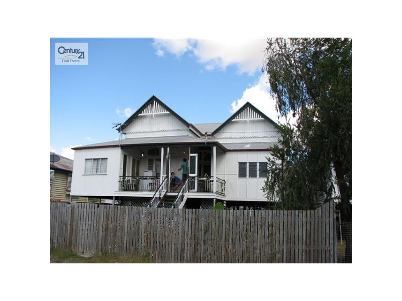 102 Denison Street, Rockhampton City QLD 4700