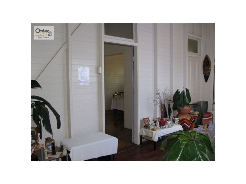 102 Denison Street, Rockhampton City QLD 4700
