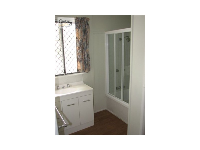 67 Alexandra Street, Park Avenue QLD 4701