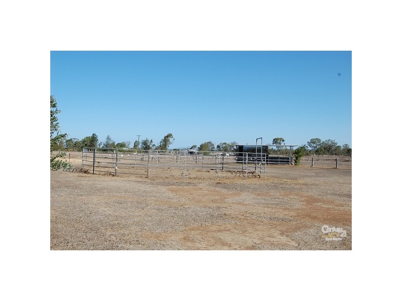 32 Rayner Road, Alton Downs QLD 4702