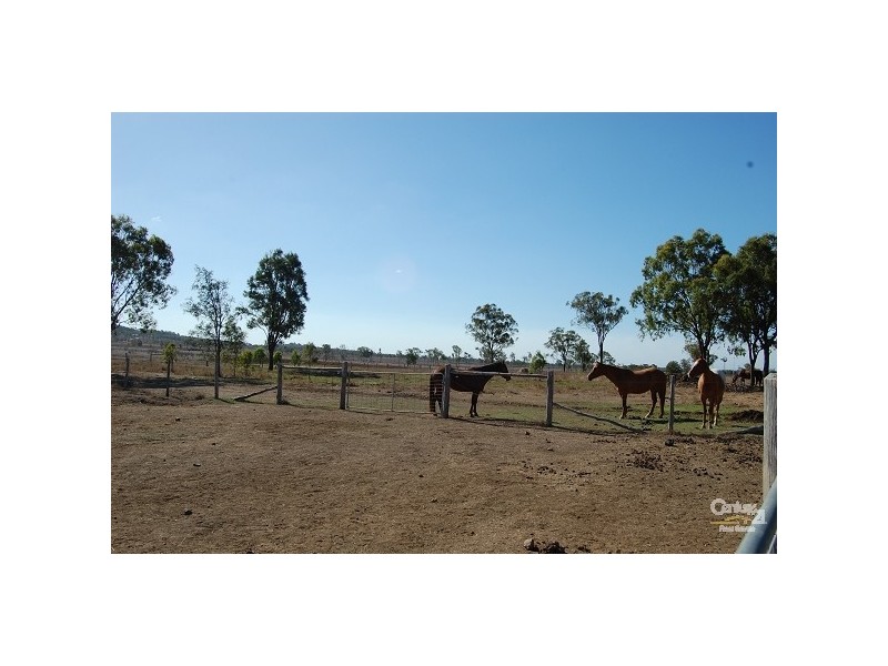 32 Rayner Road, Alton Downs QLD 4702