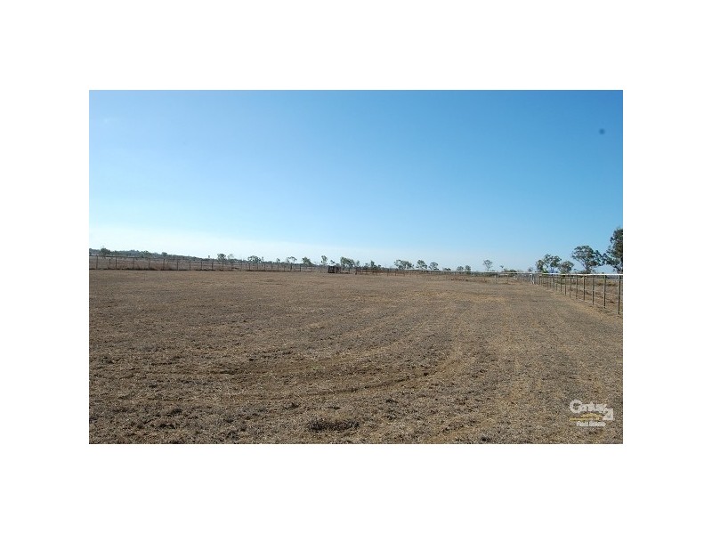 32 Rayner Road, Alton Downs QLD 4702