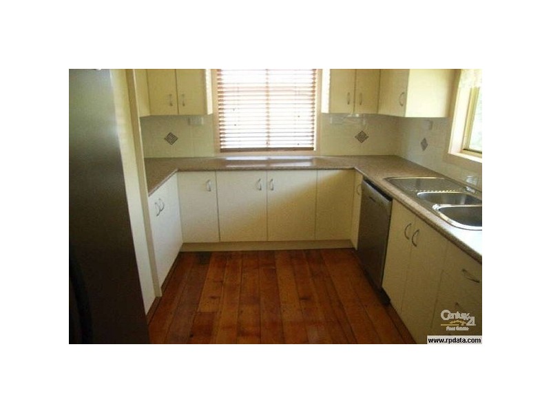 9 Ferguson Street, Allenstown QLD 4700