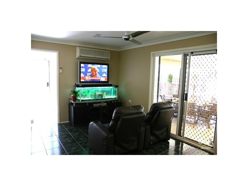 4 Whiteley Street, Frenchville QLD 4701