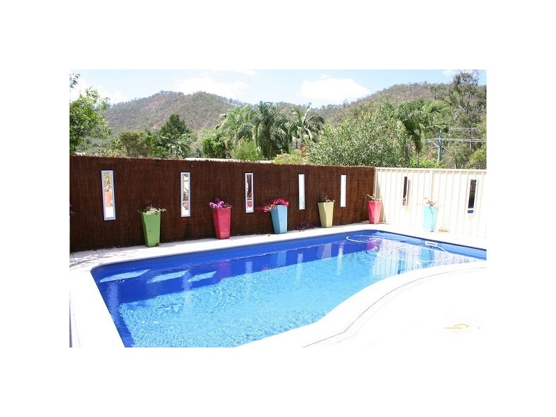 4 Whiteley Street, Frenchville QLD 4701