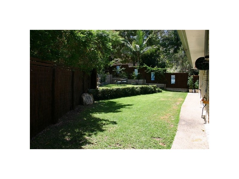 4 Whiteley Street, Frenchville QLD 4701