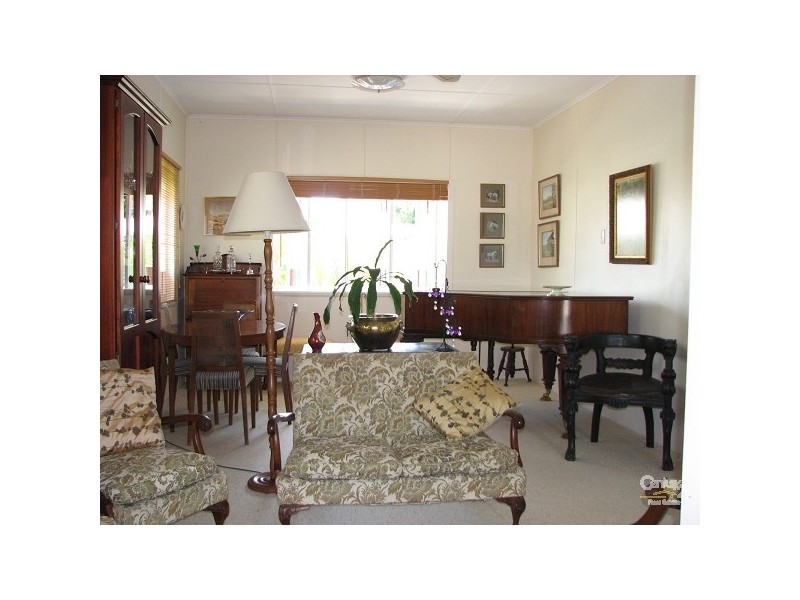 53 Hall Street, Mount Morgan QLD 4714