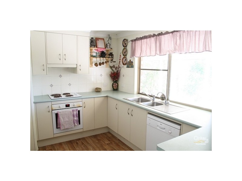 1018 Belmont Road, Glendale QLD 4711