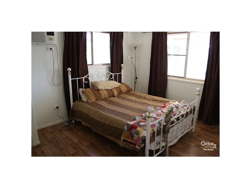 1018 Belmont Road, Glendale QLD 4711