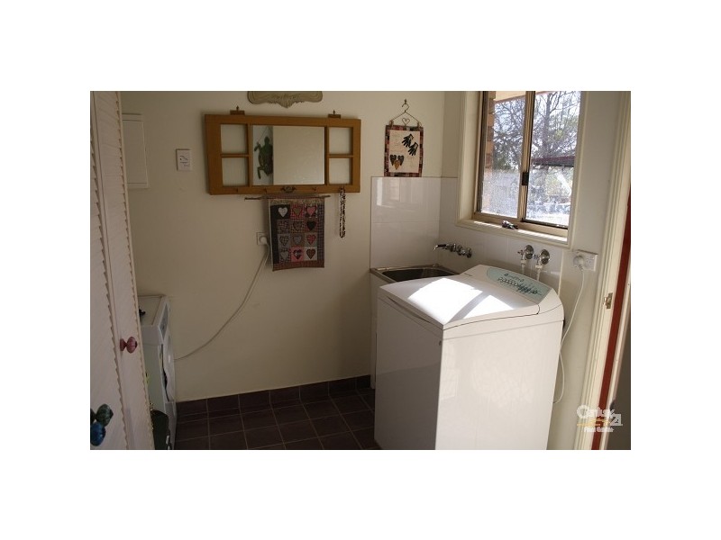 1018 Belmont Road, Glendale QLD 4711