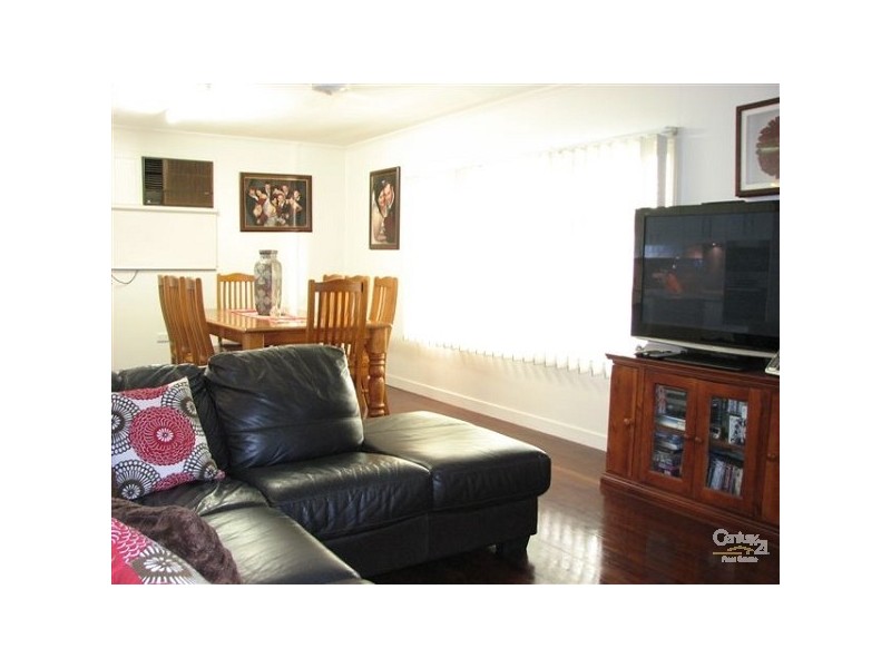 81 Armstrong Street, Berserker QLD 4701