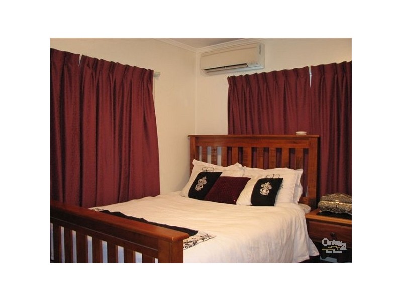 81 Armstrong Street, Berserker QLD 4701