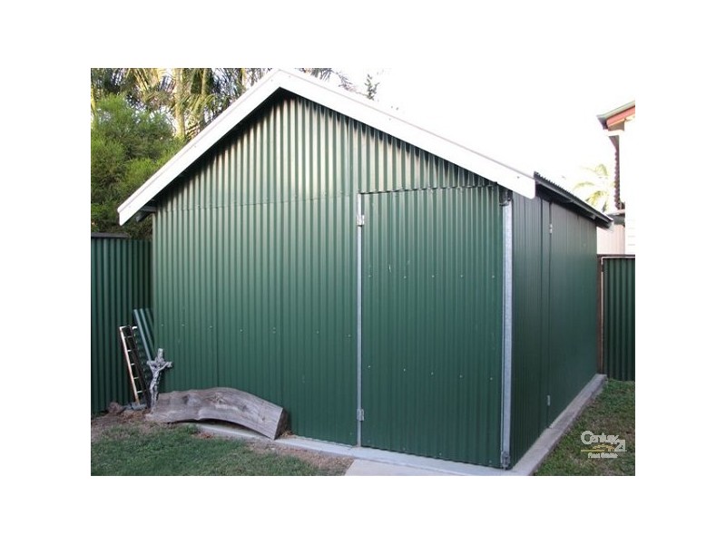 81 Armstrong Street, Berserker QLD 4701