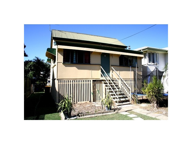 34 Caroline Street, Allenstown QLD 4700