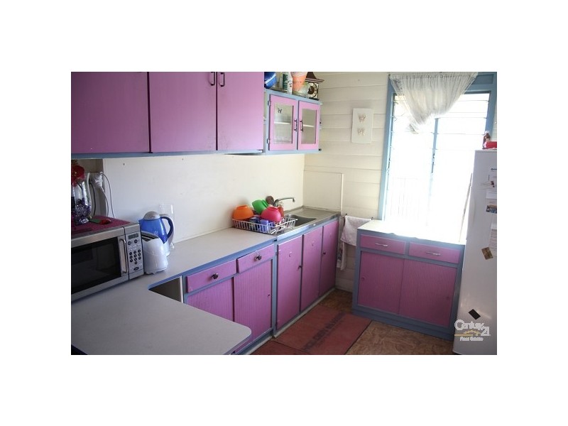 34 Caroline Street, Allenstown QLD 4700