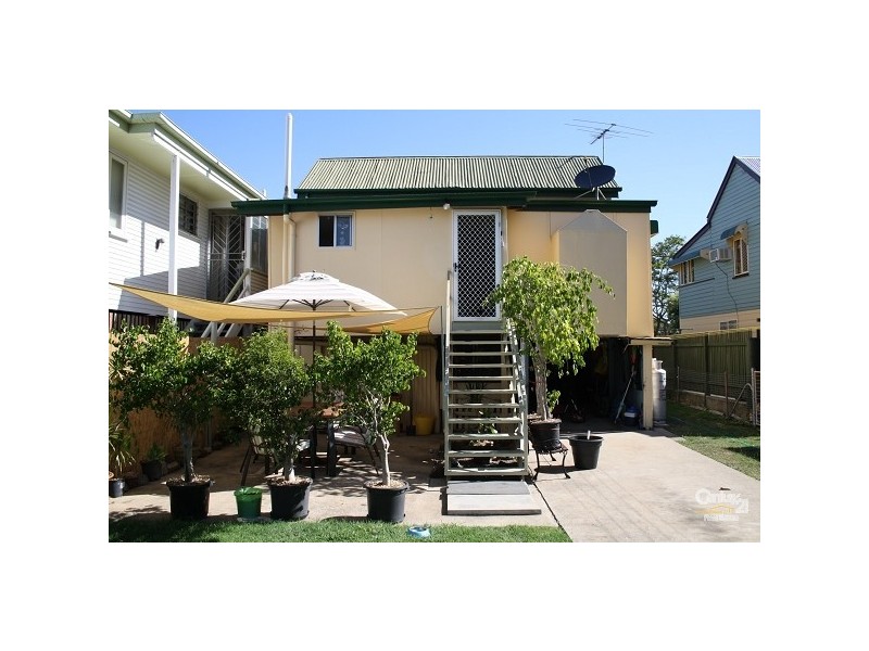 34 Caroline Street, Allenstown QLD 4700