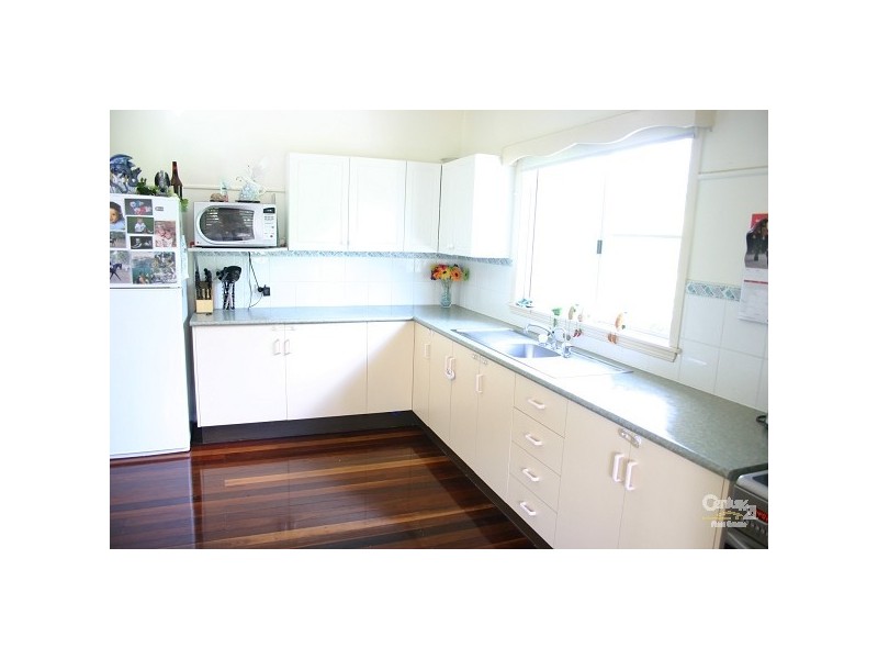 13 Tomkins Street, Berserker QLD 4701