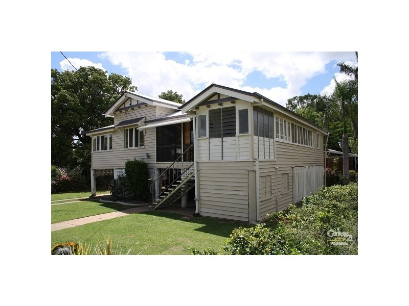 4 Bourke Street, Park Avenue QLD 4701