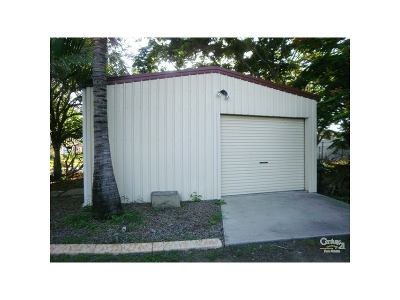 12 Main Street, Park Avenue QLD 4701