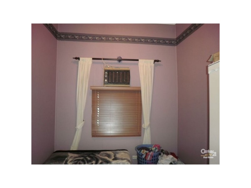 12 Main Street, Park Avenue QLD 4701