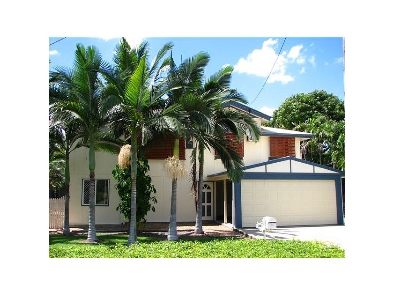 26 Medcraf Street, Park Avenue QLD 4701