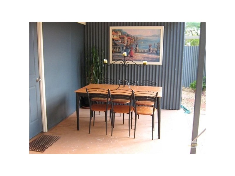 26 Medcraf Street, Park Avenue QLD 4701