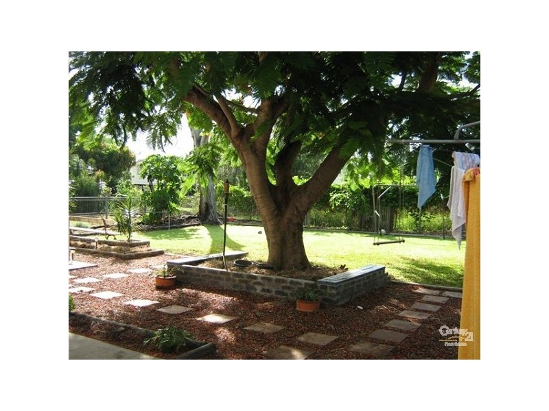 26 Medcraf Street, Park Avenue QLD 4701