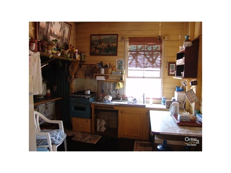 2427 Emu Park Road, Coowonga QLD 4702