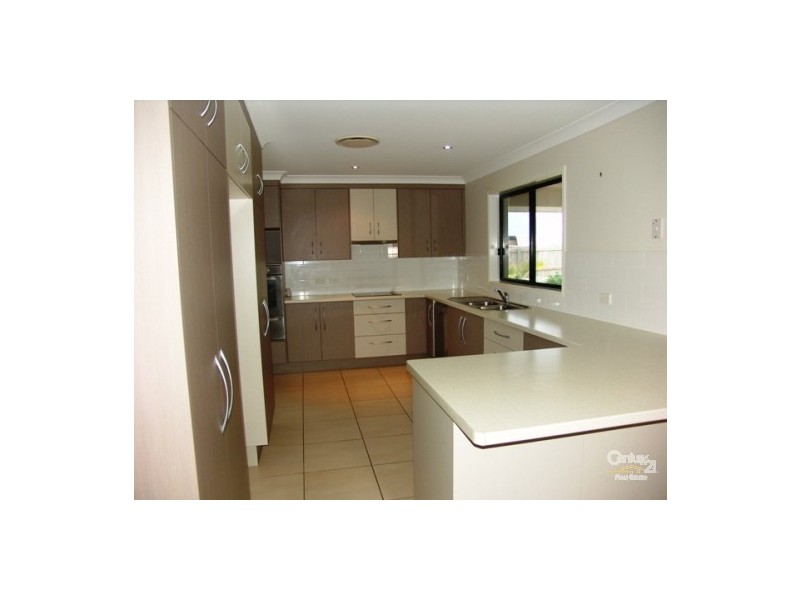 30 Blue Water Bvd, Mulambin QLD 4703