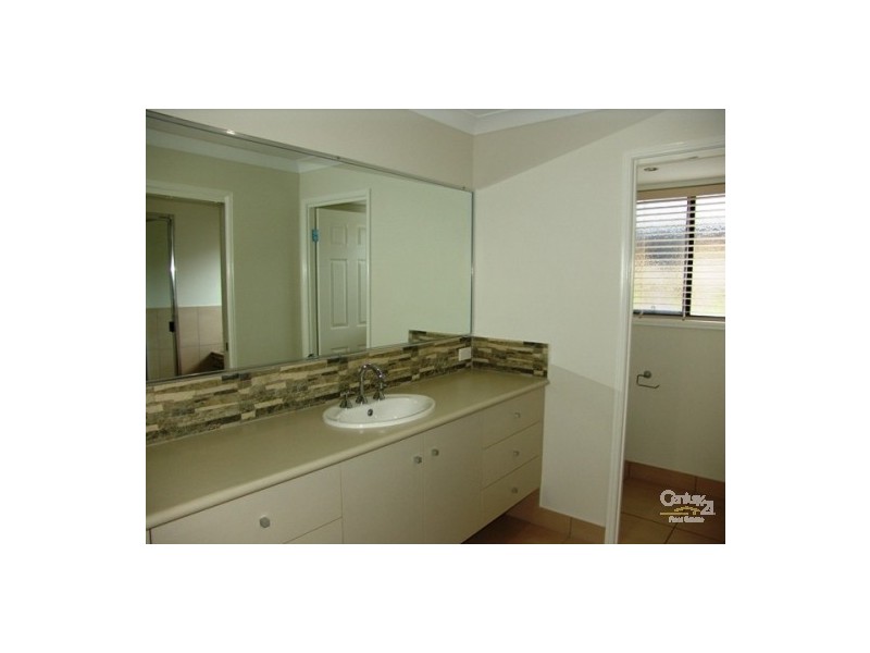 30 Blue Water Bvd, Mulambin QLD 4703