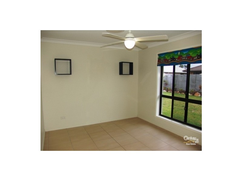 30 Blue Water Bvd, Mulambin QLD 4703