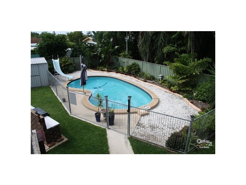 54 Kershaw Street, Park Avenue QLD 4701
