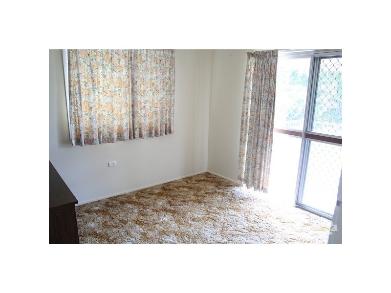 54 Kershaw Street, Park Avenue QLD 4701