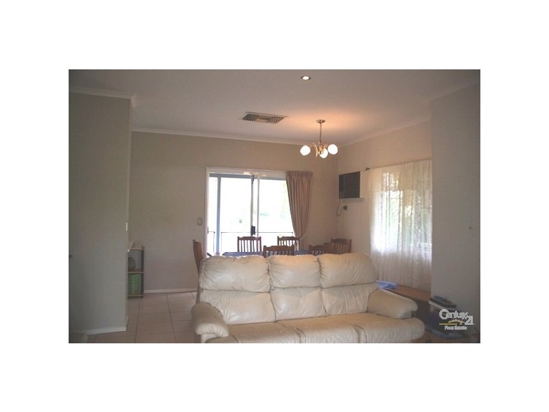 43 Campbell Street, Emerald QLD 4720