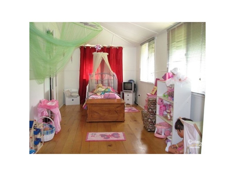 97 Bawden Street, Berserker QLD 4701
