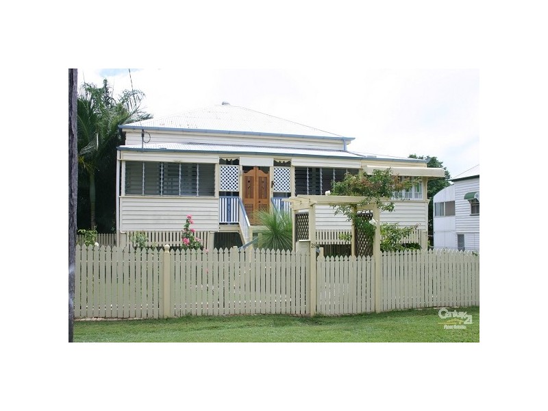 28 Nicholson Street, Allenstown QLD 4700