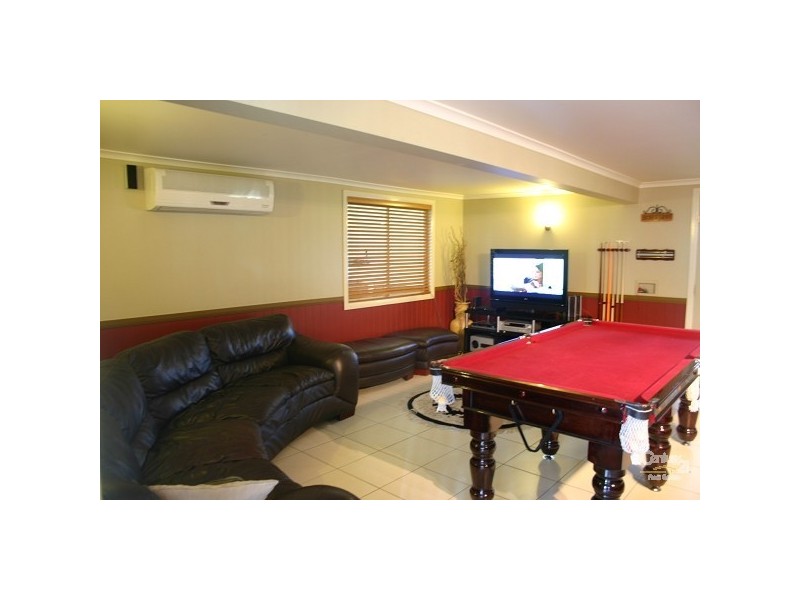 28 Nicholson Street, Allenstown QLD 4700