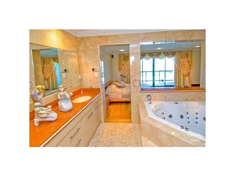 73 Monaco Drive, Zilzie QLD 4710