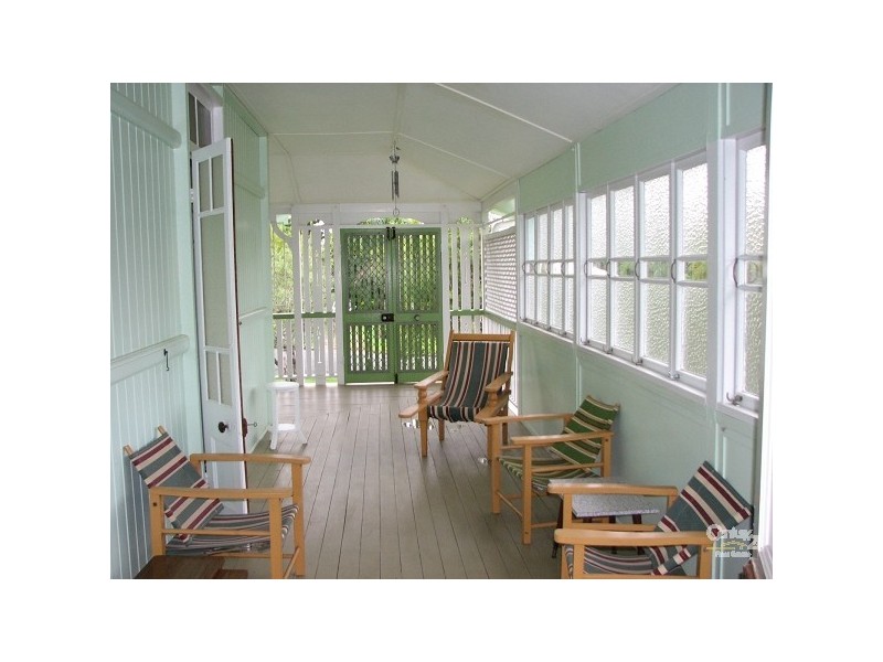 23 Brecknell Street, The Range QLD 4700