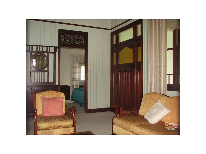 23 Brecknell Street, The Range QLD 4700